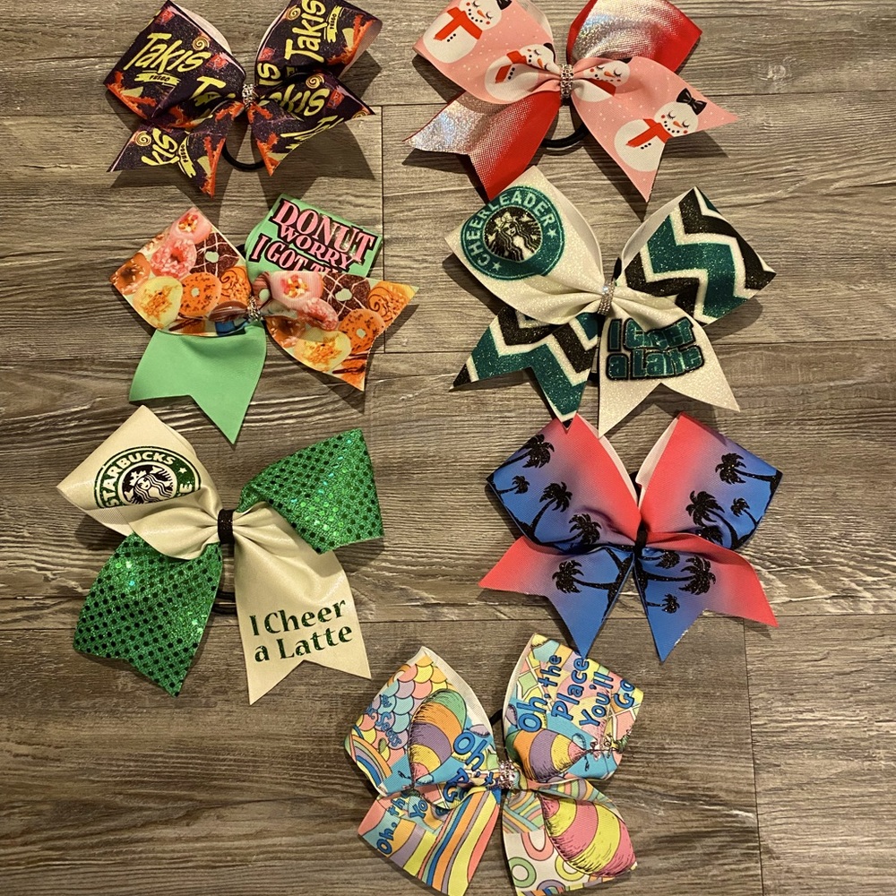 Cheer Bows 🎀